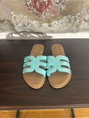 Women’s Aqua Slide Sandals - Light Blue Casual Slides
SOLD OUT